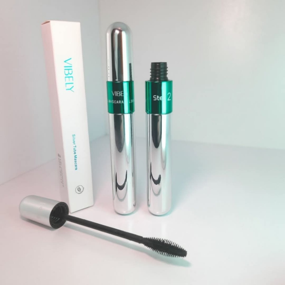 Vibely black mascara !!NEW NEVER USED OR OPENED!!